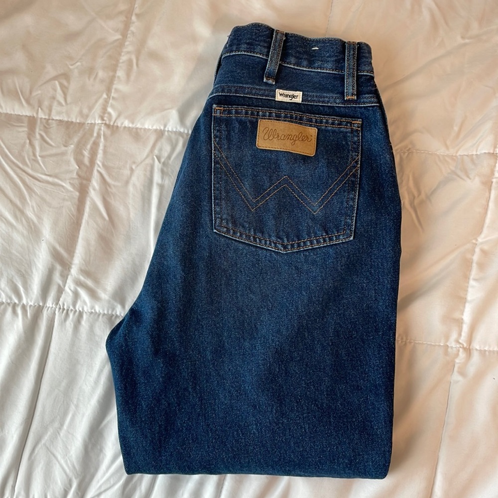 Women’s Wrangler Wild West high rise straight jeans